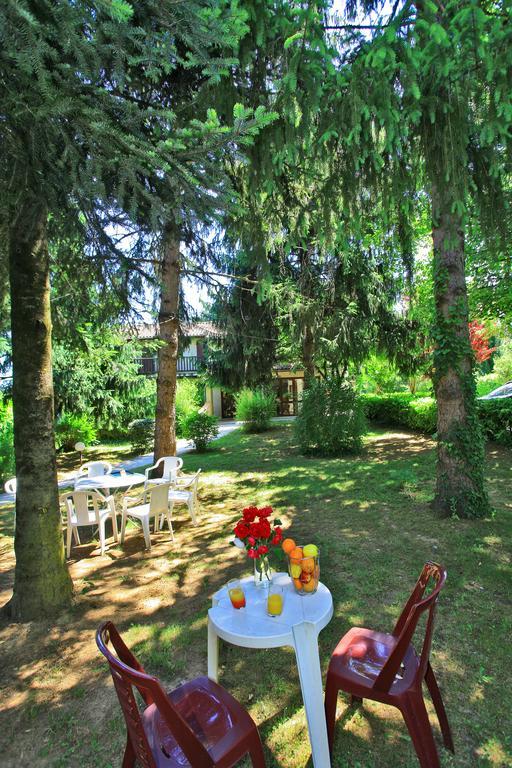 Le Clos Grand Pradines  Exterior photo